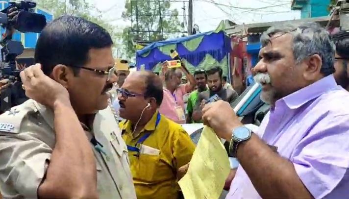 জিতেন্দ্রকে বাধা, পুলিসকে 'দলদাস' আক্রমণ