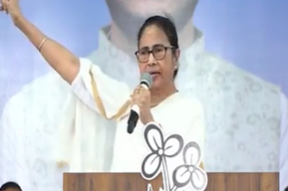 'ইন্ডি'তে আছেন, থাকবেন: মমতা