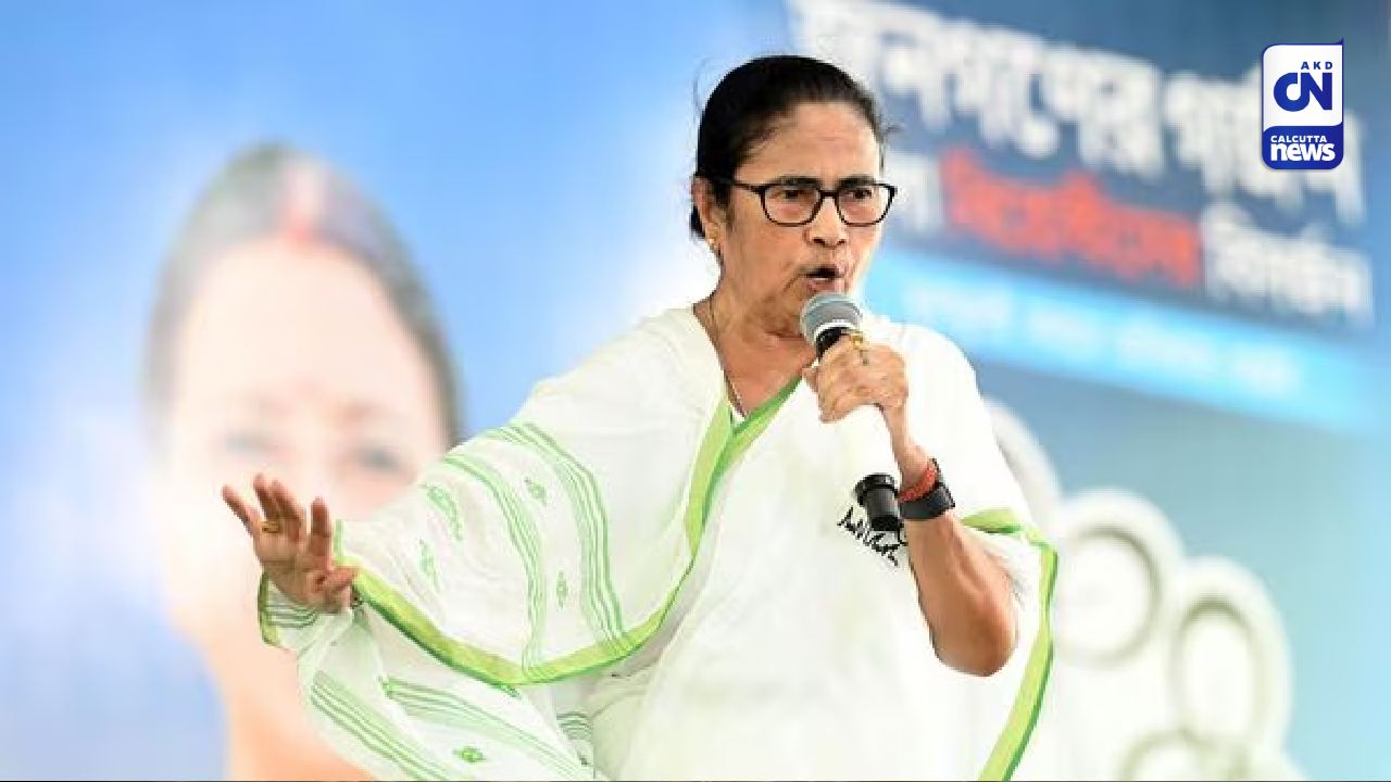  ত্রানের কাজ কতটা এগোল! মুখ্যসচিবের কাছে রিপোর্ট চাইল মুখ্যমন্ত্রী  